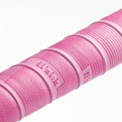 Guidoline Fizik Vento Solocush Tacky 2,7mm - Rose -SRAM Soldes guidoline fizik vento solocush tacky 27mm rose 1