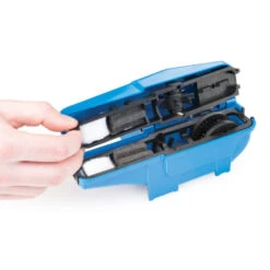 Park Tool Nettoyeur De Chaîne Professionnel ParkTool - CM-25 -SRAM Soldes nettoyeur de chaine professionnel parktool cm 25 2