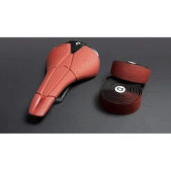 Selle Prologo Scratch M5 Tirox 250x140 Mm Rouge -SRAM Soldes selle prologo scratch m5 tirox 250x140 mm rouge 2